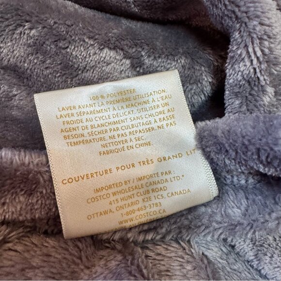 Kate Spade blanket king size throw large grey shiny Soft Gray Blanket rare - Picture 4 of 4